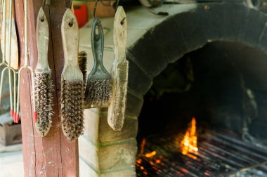 Küçük ateş açın