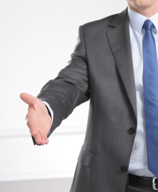 Karşılıklı iki businesman beyaz izole