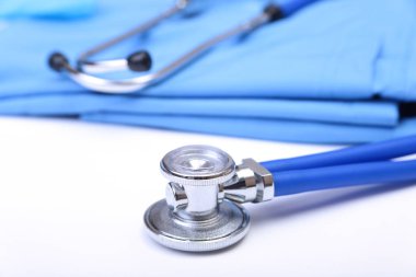 Sağlık stetoskop kafa mavi doktor Tekdüzen portre üzerinde yalan. Tıbbi Araçlar ve aletler Salonu, therapeutist çalışma alanı, fiziksel, kan basıncı ölçüm kavramı