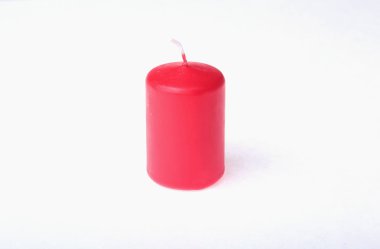 Renkli mumlar beyaz izole kümesi.