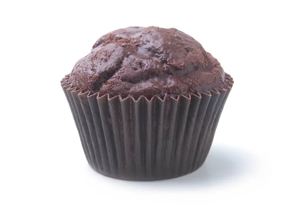 Delicioso cupcake casero con pasas y chocolate aislado sobre fondo blanco. Muffins. Vista superior . — Foto de Stock