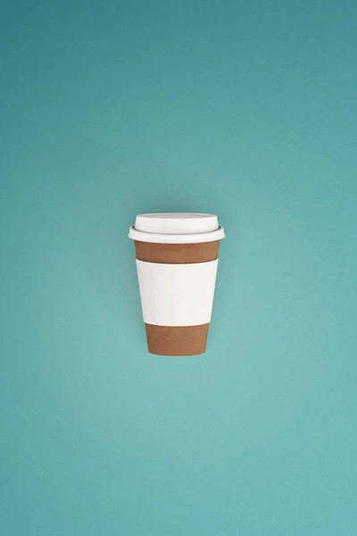 Xícara de café quente no fundo da cor — Fotografia de Stock