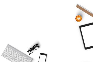 klavye, kahve, smartphone, defter renk arka plan üzerinde