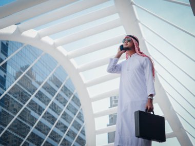 Müslüman erkek iş