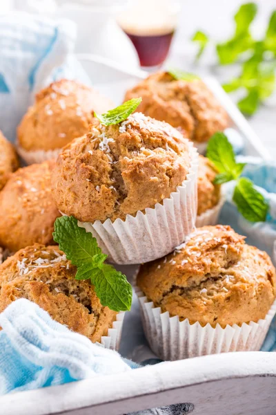 Muffins caseiros de canela de coco — Fotografia de Stock
