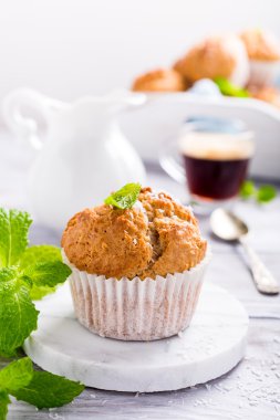 Ev yapımı Hindistan cevizi tarçınlı kek