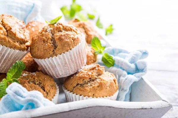 Muffins κανέλας σπιτικό καρύδας — Φωτογραφία Αρχείου