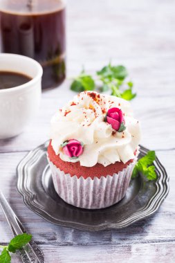 Güzel kırmızı kadife keki