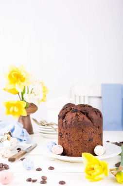 Paskalya Ortodoks tatlı çikolata ekmek