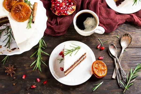 Різдвяний смачний шоколадний торт — стокове фото