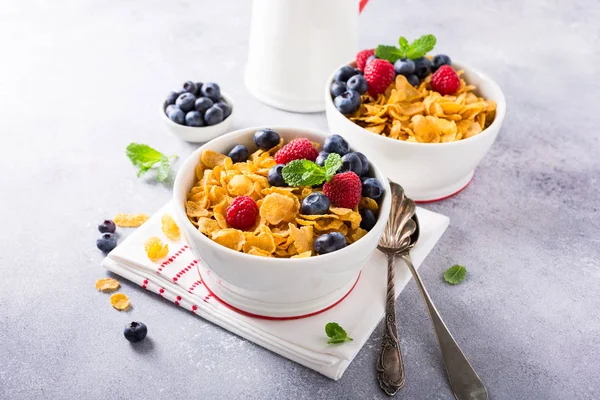 Healthy breakfast with corn flakes and berries