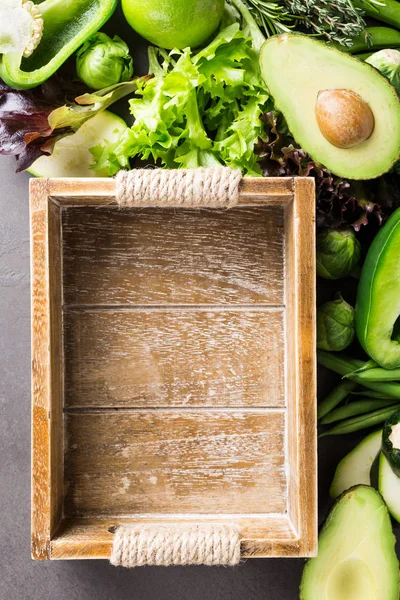 Fondo con una variedad de verduras verdes —  Fotos de Stock