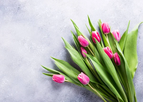 Красиві жовті рожеві тюльпани — стокове фото