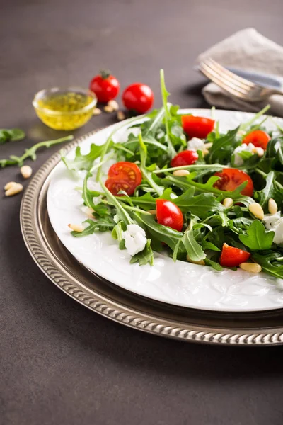 Frischer Gemüsesalat — Stockfoto