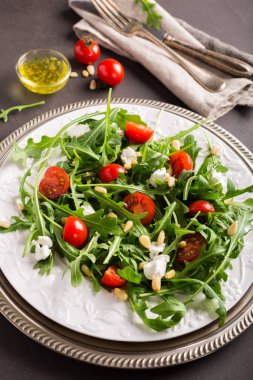 Taze sebze salatası.