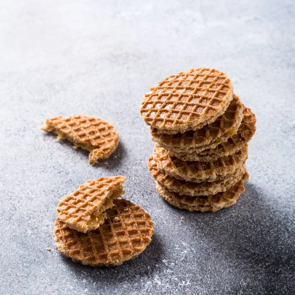 Üveg csésze kávét syrupwaffles — Stock Fotó