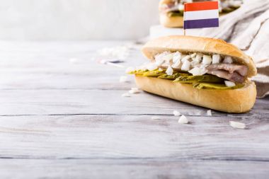 ringa balığı sandviçi