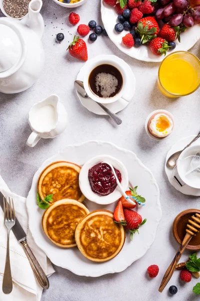 Assortert sunn frokost – stockfoto