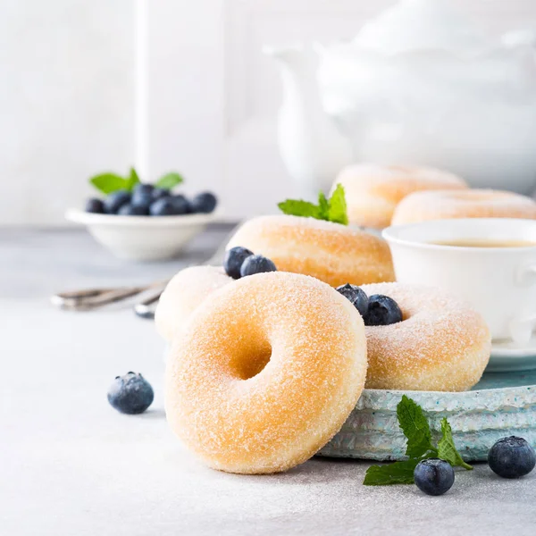설탕과 수 제 도넛 — 스톡 사진