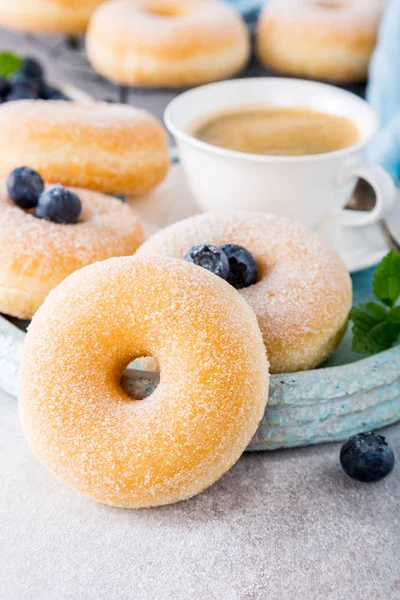 Домашние пончики с сахаром — стоковое фото