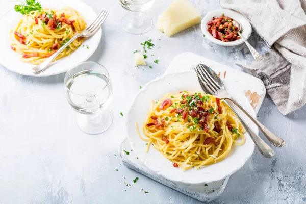 İtalyan makarna carbonara