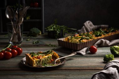 Lezzetli ev yapımı kiş dilim