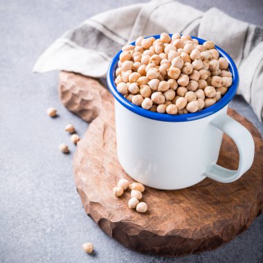 Çiğ çiğ organik nohut