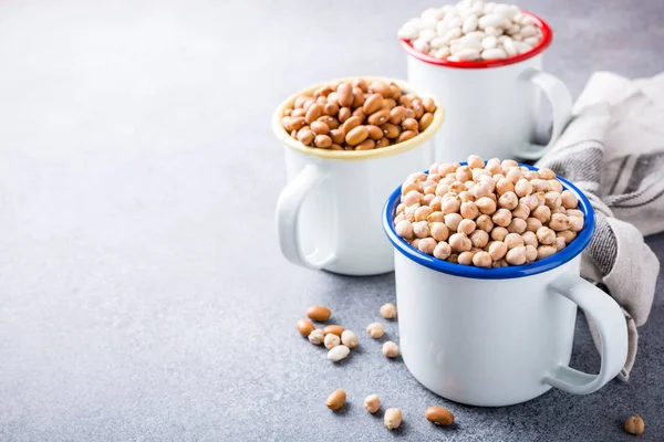 Çiğ çiğ organik nohut