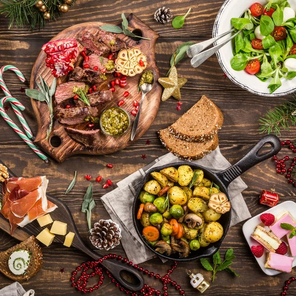 Mesa de jantar temático de Natal — Fotografia de Stock