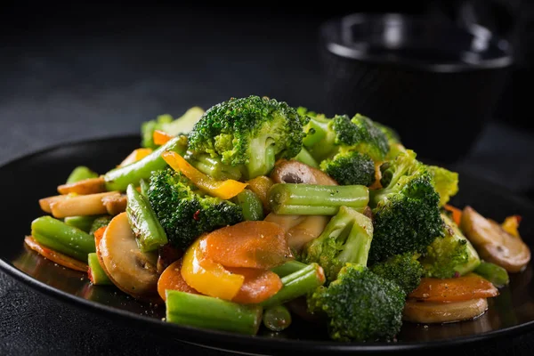 Stir fried vegetables — Stock Photo, Image