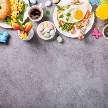 Paskalya tatili kahvaltı düz yatıyordu