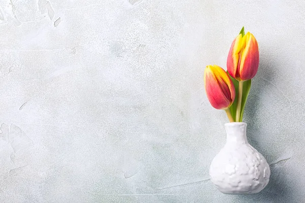 Tavaszi tulipán húsvéti kompozíció — Stock Fotó