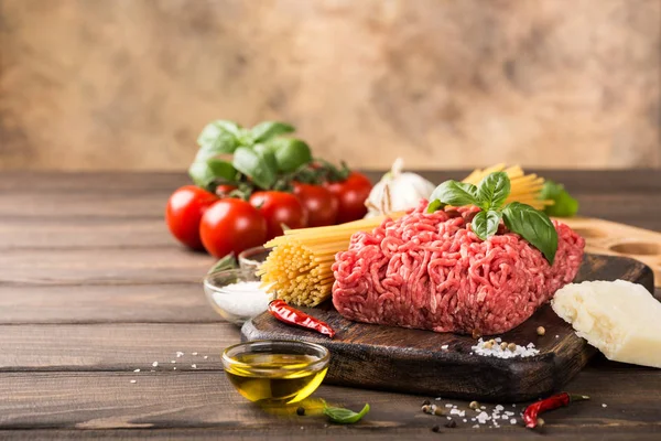 Spagetti bolognese için malzemeler — Stok fotoğraf