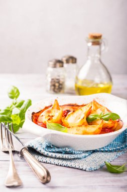 Italian pasta Conchiglioni Rigati