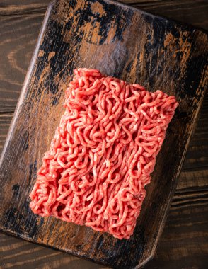 Kıyılmış taze çiğ Dana eti