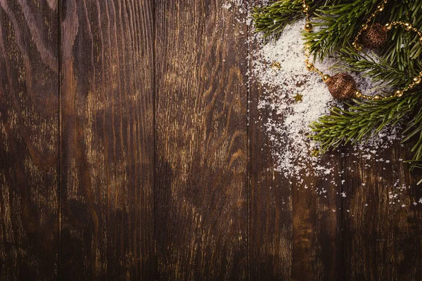 Fondo festivo con árbol de Navidad de madera — Foto de Stock