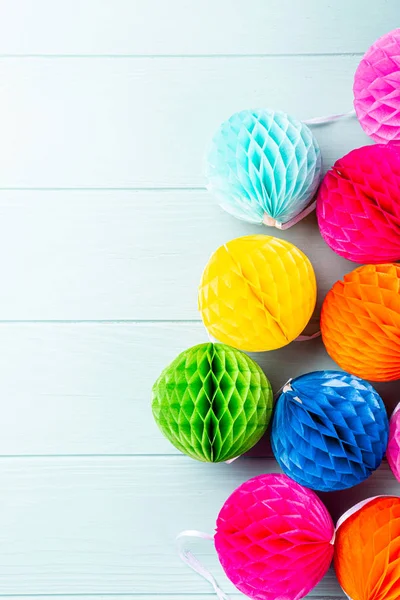 Festive background with colorful paper balls. — Stock Photo, Image