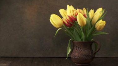 Paskalya renkli bıldırcın yumurtaları