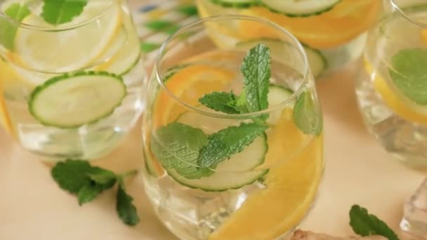 Summer healthy cocktails — Stock Video