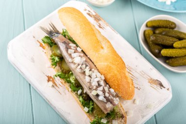 Geleneksel Hollanda çerez, ringa balığı ile deniz ürünleri sandviç