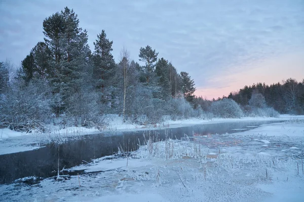 Daugava Fluss im Winter — Stockfoto