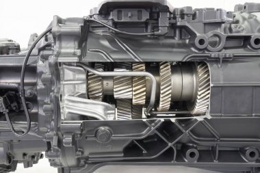 Kesit şanzıman kamyonun