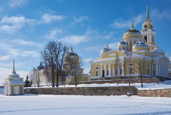 ニロ Stolobenskaya 修道院の修道院 — ストック写真