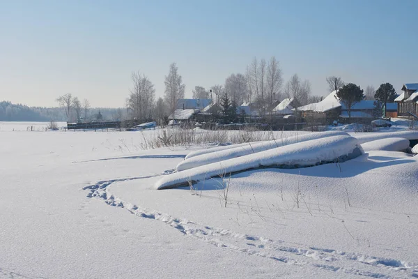 Solig vinterdag i Ryssland — Stockfoto