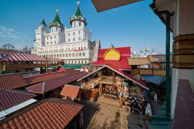 Moskova, Rusya - 07 Mart 2020: Izmailovo Kremlin Vernissage