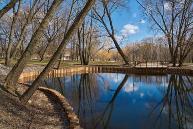 Yuzhnoye Medvedkovo İlçesi, Moskova 'da İlkbahar manzarası