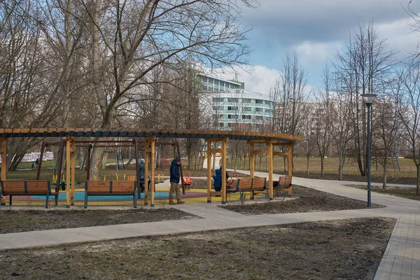 Moscow Russia March 2020 Playground Park Yuzhnoye Medvedkovo District — Stock Photo, Image
