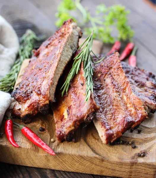 Fried Pork Ribs Fried Crust Spices Rosemary Parsley Chili Pepper — Stock Photo, Image