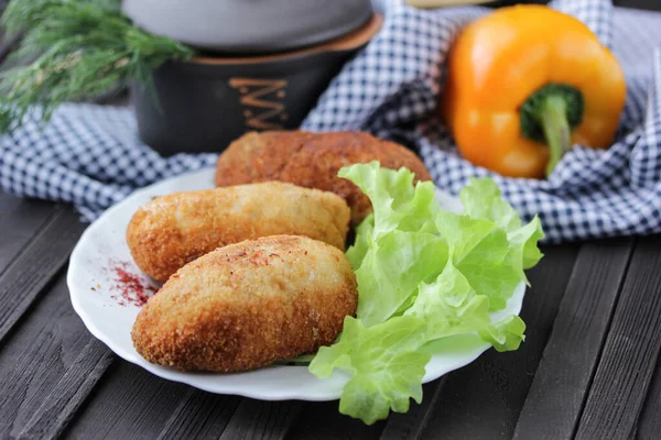 Concept Ukrainian Cuisine Kiev Cutlets Lettuce Pepper Chicken Cutlets Filling — Stock Photo, Image