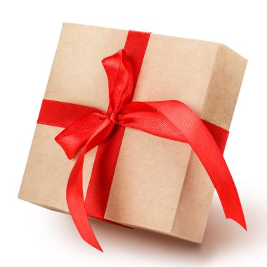 hediye kutusu ile bir kırmızı kurdele ve yay kırpma yolu